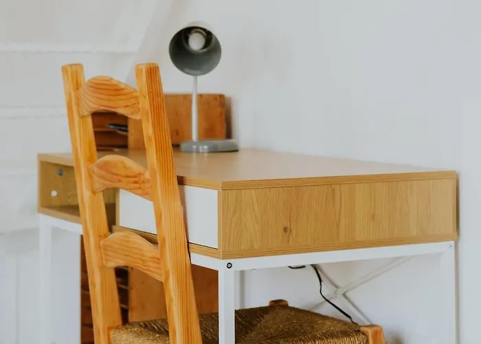 Casa Do Meio * Cela (Leira)